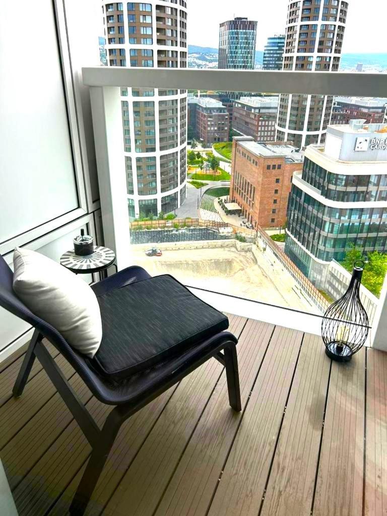 Skau Panorama Family & Business Apartment City View Free Parking Pressburg Exterior foto